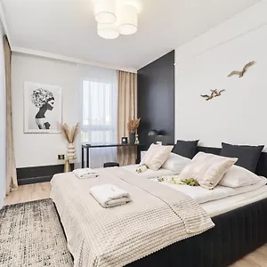 Deluxe Studio Braniborska Near Market Square -with Free Garage By Renters Wrocław
